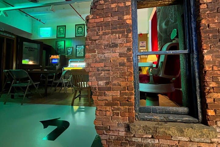 inside-brooklyn-pop-11k-immersive-pop-culture-exhibit-industry-city photo 5