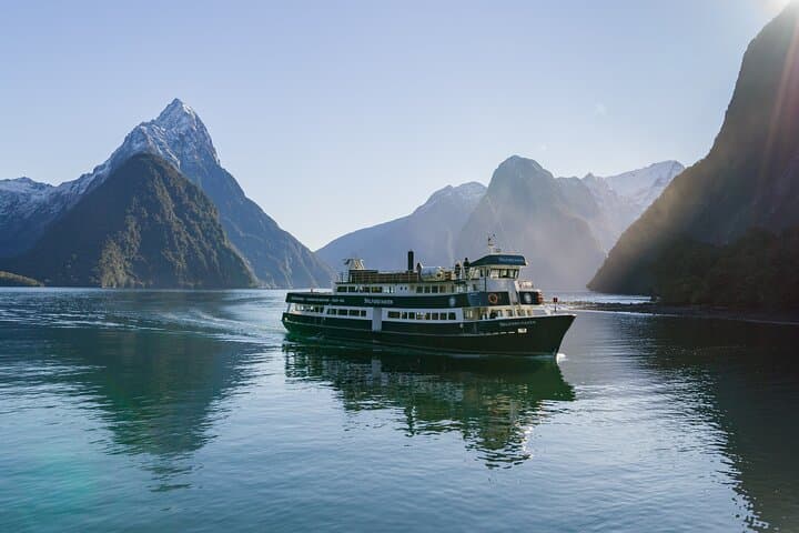 From Te Anau to Piopiotahi: Epic Milford Sound Day Tour photo 2
