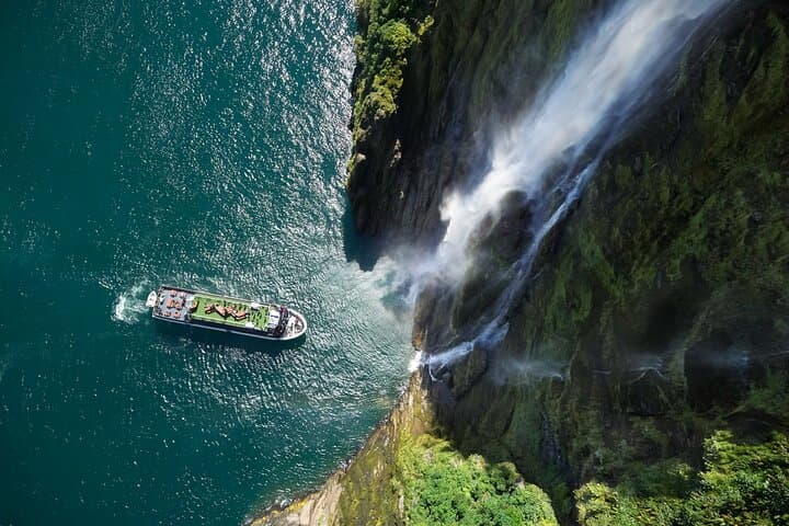 From Te Anau to Piopiotahi: Epic Milford Sound Day Tour