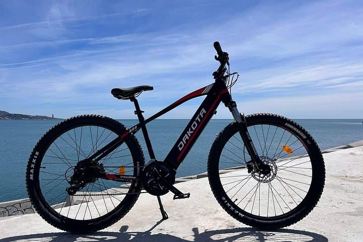 Mountain E-Bike Rental in Málaga: Huelin Beach to Montes Trails photo 1