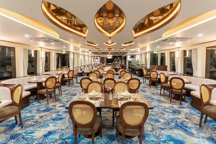 Luxury Ha Long Bay Day Cruise on Symphony 5-Star photo 3