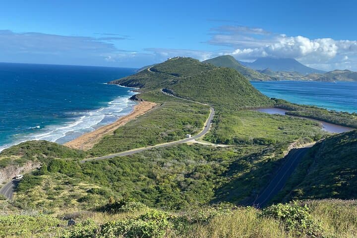 Effortless St. Kitts Beach Transfers — Round-Trip Shuttle Guide photo 5