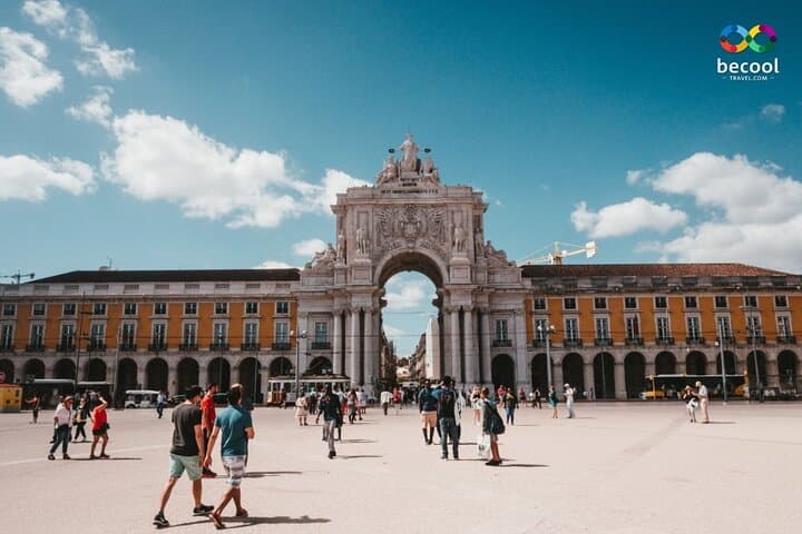 Lisbon to Santiago: 16-Day Camino & Cultural Walking Tour photo 3