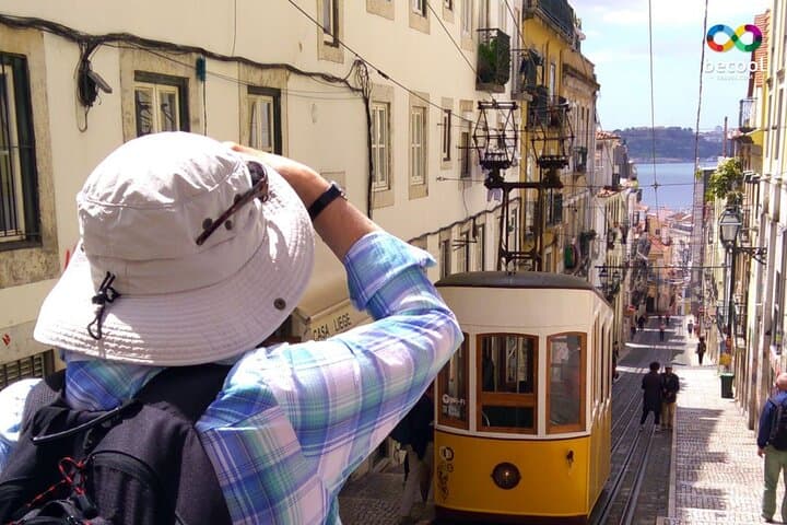 Lisbon to Santiago: 16-Day Camino & Cultural Walking Tour photo 1