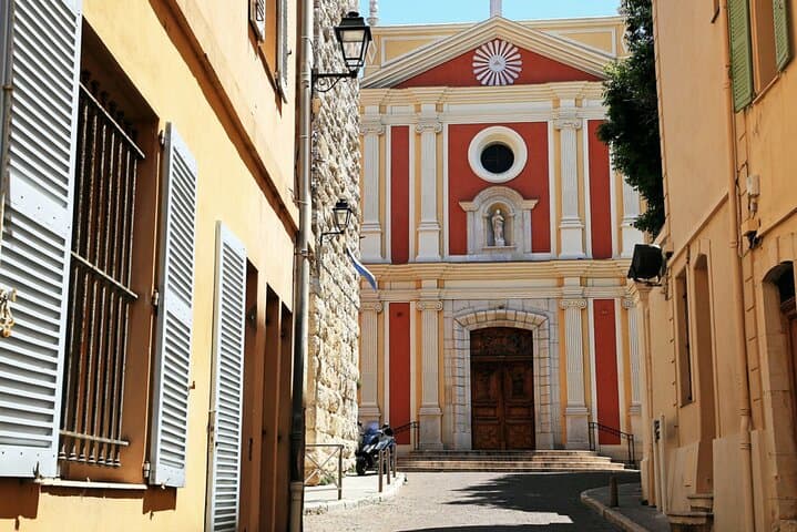 Self-Guided Antibes Scavenger Hunt: Interactive Walking Tour of Old Town photo 2