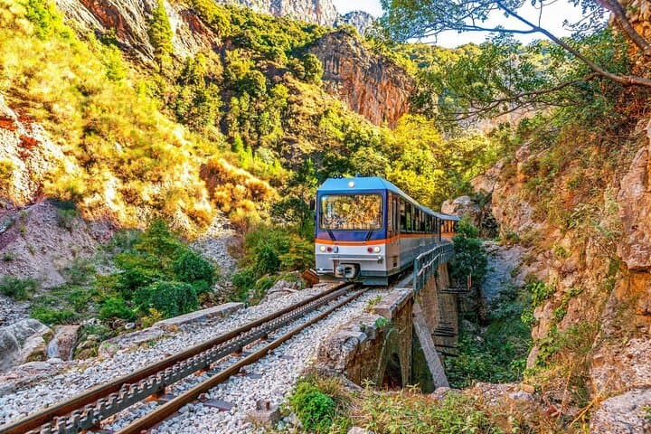 From Athens to Kalavryta: Odontotos Rack Railway, Cave of the Lakes & Corinth Canal Day Tour