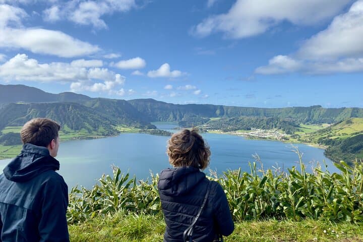 Sete Cidades Private 4x4 Jeep Adventure: Half-Day Off‑Road Tour on São Miguel photo 6