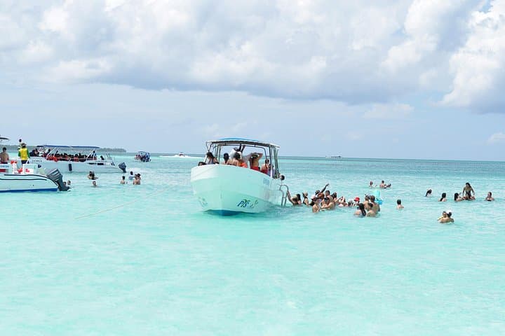 Day Trip to Saona Island: All-Inclusive Beach Escape from Bayahibe photo 2