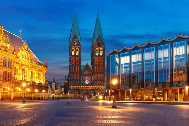Bremen Scavenger Hunt: Self-Guided Highlights Walking Tour photo 4