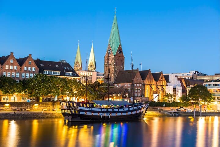 Bremen Scavenger Hunt: Self-Guided Highlights Walking Tour photo 5