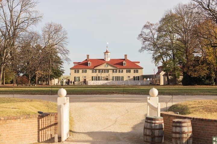 Private Guided Tour: George Washington's Mount Vernon VIP Mansion & Grounds photo 2