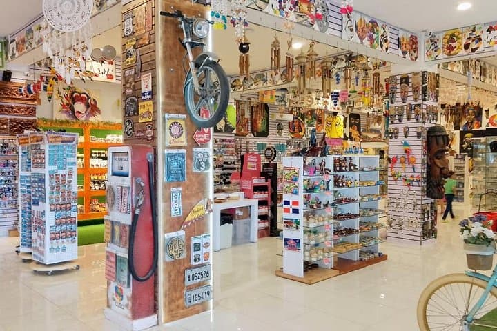 Punta Cana Souvenir Tour: Artisan Crafts, Rum & Cigar Tasting with Free Pickup photo 4