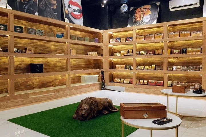 Punta Cana Souvenir Tour: Artisan Crafts, Rum & Cigar Tasting with Free Pickup photo 6