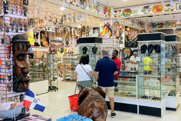 Punta Cana Souvenir Tour: Artisan Crafts, Rum & Cigar Tasting with Free Pickup photo 2
