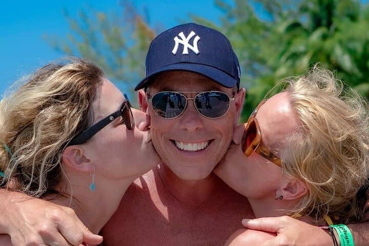Catamaran to Isla Mujeres: Snorkel, Beach Club Buffet & Ice Bar Experience photo 4