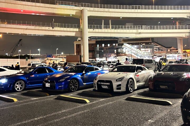 Neon Nights: Tokyo JDM Car Meet Experience at Daikoku PA photo 2