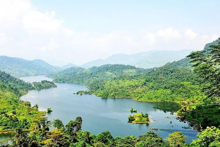 Cao Bang 2-Day Scenic Loop: Ban Gioc Waterfall, Nguom Ngao Cave & Ethnic Villages photo 2