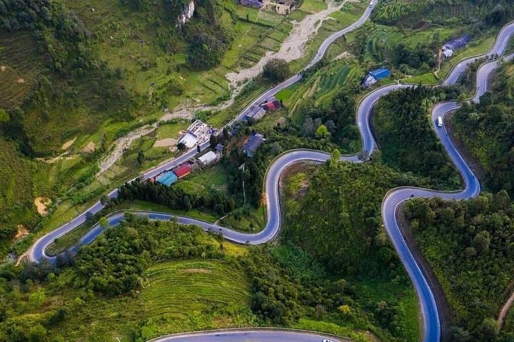 Cao Bang 3-Day Expedition: Ban Gioc Waterfall, Pac Bo & Ethnic Villages photo 2