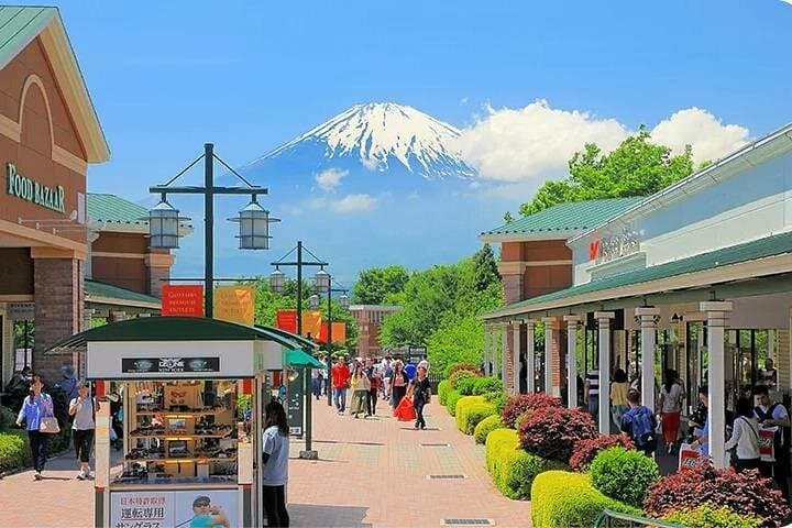 Mt Fuji 5th Station, Oshino Hakkai & Gotemba Hot Springs Day Tour from Tokyo photo 1
