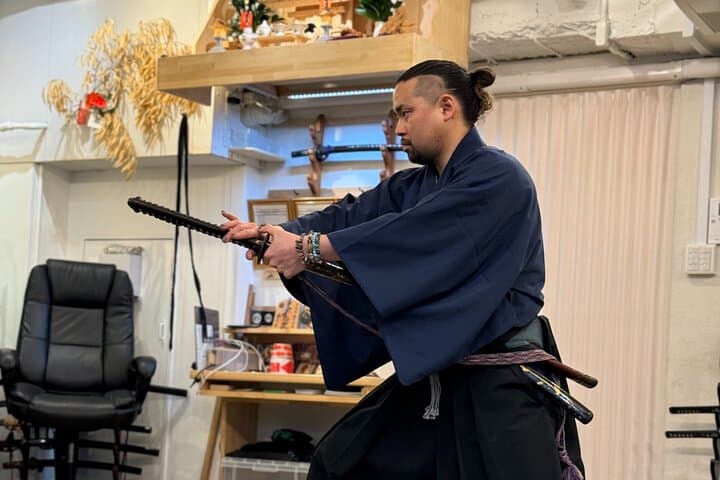 Samurai Training in Kyoto: Hands-On Katana Lessons with a Modern-day Musashi photo 2