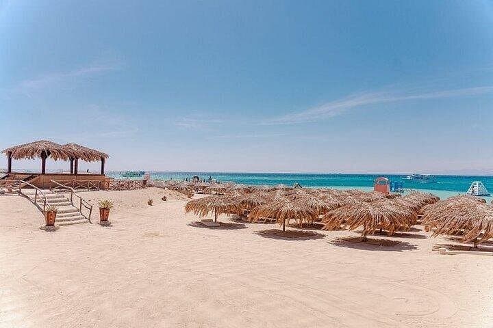 Paradise Island Snorkeling & Lunch from Hurghada — Hula Hula Island Day Trip photo 4