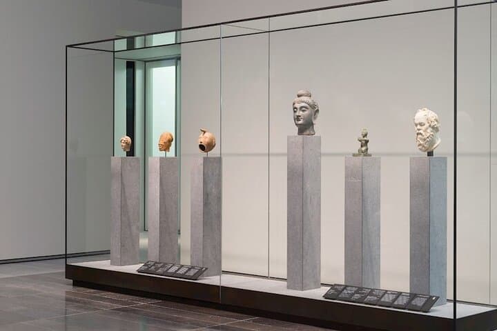 Skip-the-Line Louvre Abu Dhabi Tickets — Explore Art on Saadiyat Island photo 5