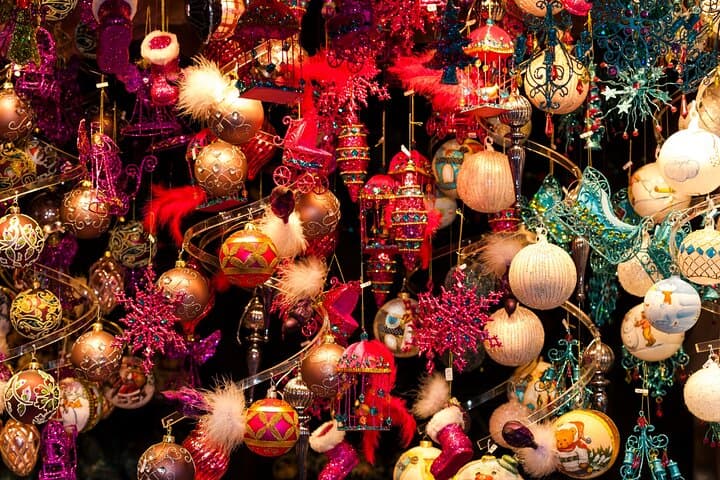 Rouen Christmas Market Treasure Hunt: Play an Unusual Track Game Through the Festive Stalls photo 4