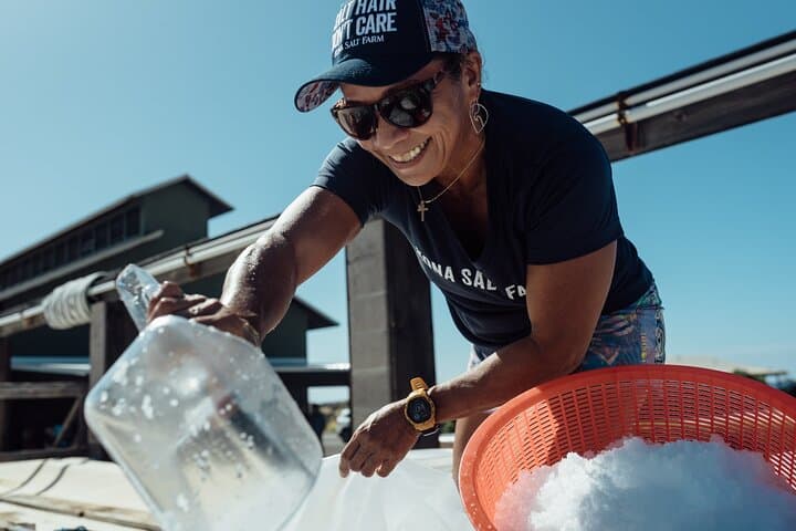 Kona Deep-Ocean Salt Farm Tour: Hands-On Hawaiian Paʻakai Experience photo 4