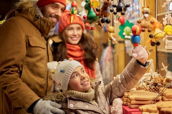 Interactive Track Game at Berlin Christmas Markets: Holiday Scavenger Hunt photo 5