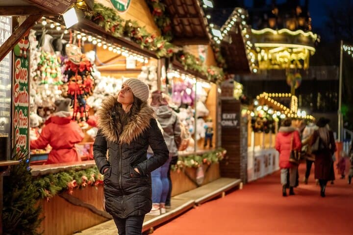Orléans Christmas Market Scavenger Hunt: Interactive Holiday Game photo 2