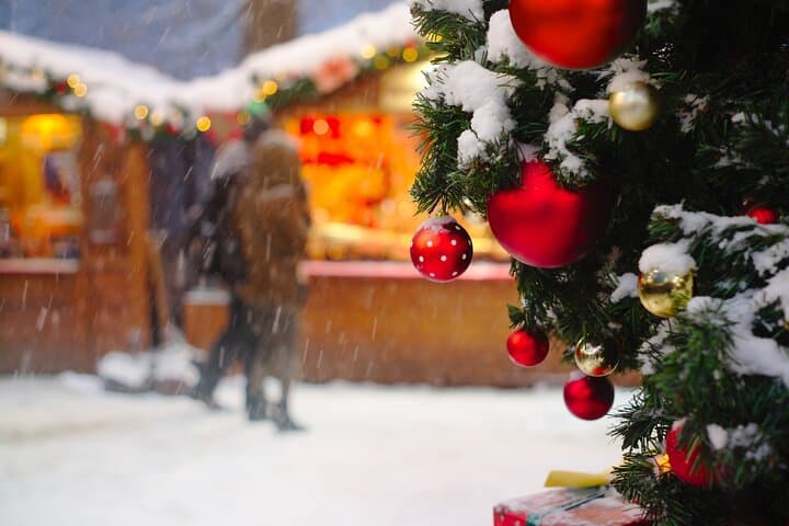 Clermont-Ferrand Christmas Market Treasure Hunt: Unusual Track Game & Festive Walk photo 2