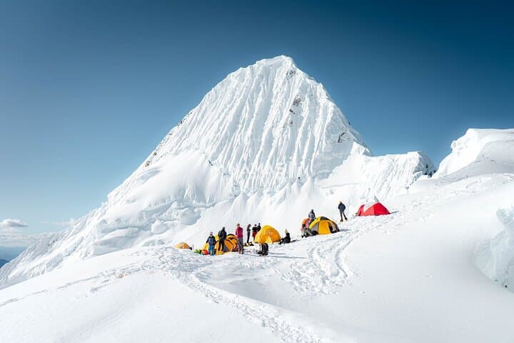Nevado Alpamayo 6-Day Expedition: Technical Alpine Climb to 5,947 m photo 3