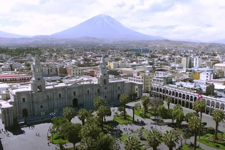 Conquer Chachani: 2-Day Climb to 6,075m Volcano Near Arequipa photo 5