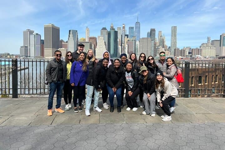 Brooklyn Bridge to DUMBO: 3‑Hour Walking Tour Through Heights & History photo 2