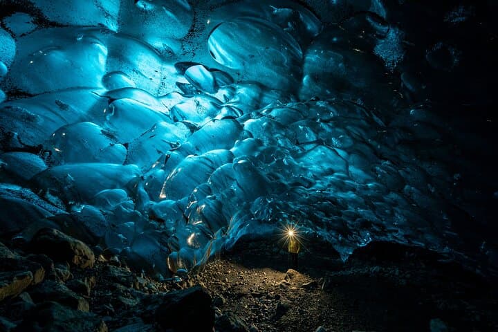 Jökulsárlón Blue Ice Cave & Glacier Hike — Remote Vatnajökull Adventure photo 3