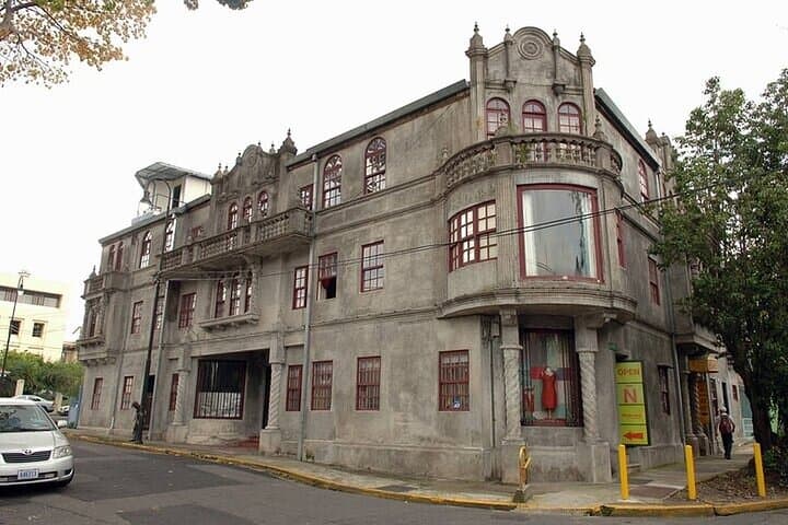 San José Walking Tour: History, Culture & Chocolate Experience photo 6