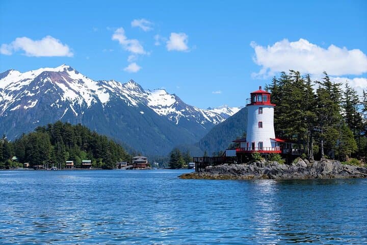 Sitka Small-Group Scenic Tour: Silver Bay, Magic Island & Totem Poles photo 3