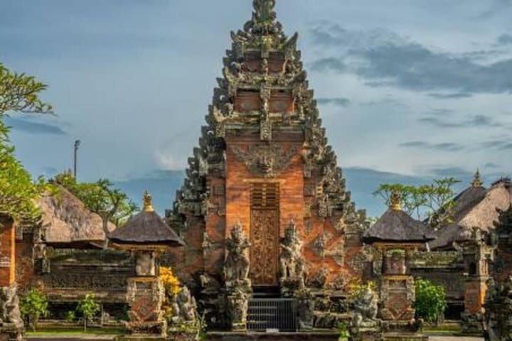 Full-Day Hidden Canyon Trek, Puseh Batuan Temple & Tegallalang Rice Terrace photo 4
