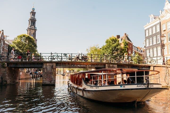 Classic Amsterdam Canal Cruise: 1-Hour Historic Saloon Boat Tour