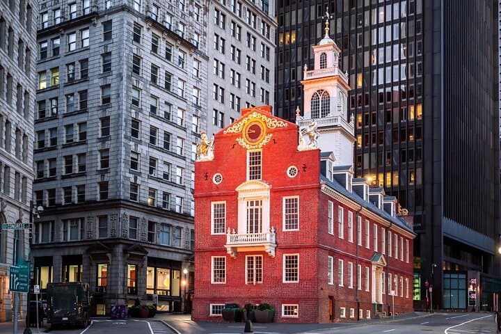 10-Hour Private Boston City Tour — Chartered Sightseeing & Custom Routes photo 3