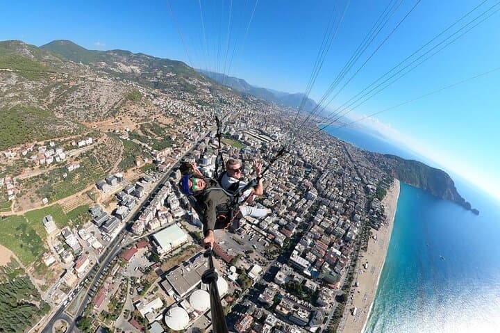 Alanya Paragliding: Tandem Flights Over the Turkish Riviera from Antalya & Side
