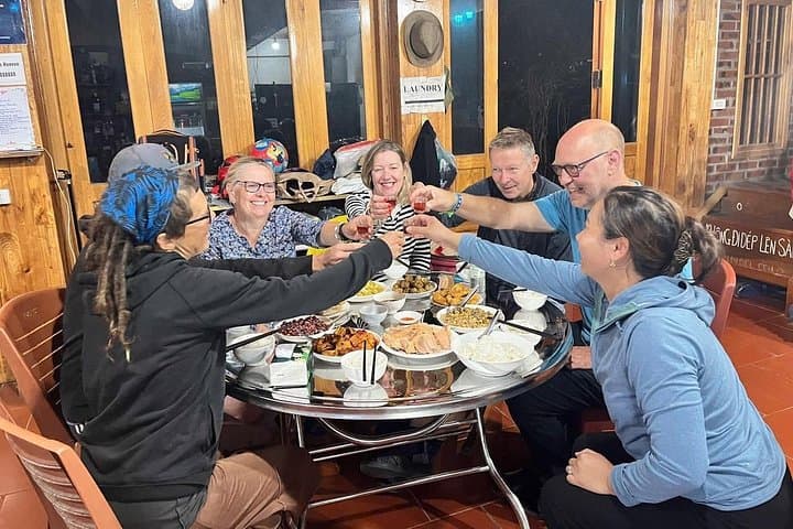 Ha Giang Loop & Sapa 5-Day Tour: Ma Pi Leng, Du Gia Waterfall and Ethnic Villages photo 4