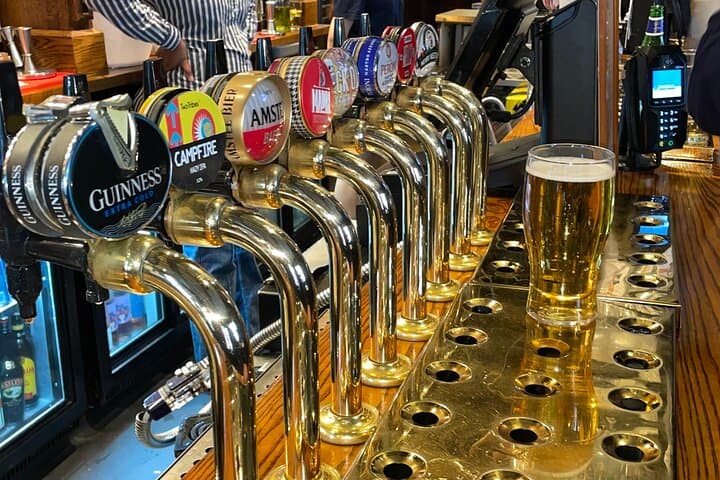 Historic Pubs Walking Tour in London — Blackfriars to Dickens’ Haunts photo 3