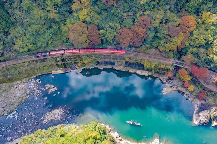 Arashiyama Autumn Leaves & Sagano Train: Sanzen-in Temple Full-Day Tour photo 6