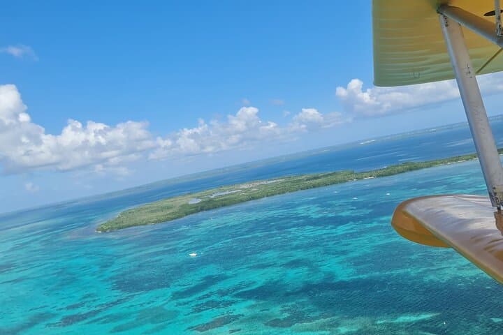 Ultralight Seaplane Over Guadeloupe: 30-Minute Hydro Flight from Le Gosier