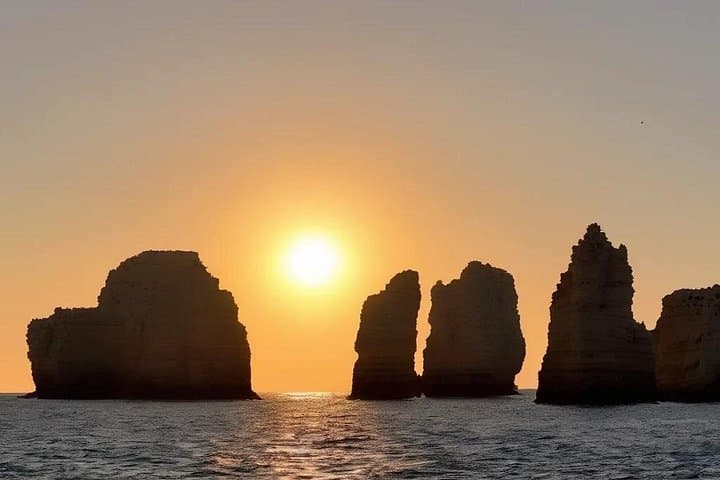 Private Sunset Cruise to João D'Arens Cliffs — Portimão Evening Boat Tour