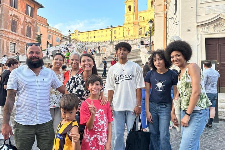 Kid-Friendly Rome Evening Tour: Gelato, Pizza & Family Treasure Hunt photo 3