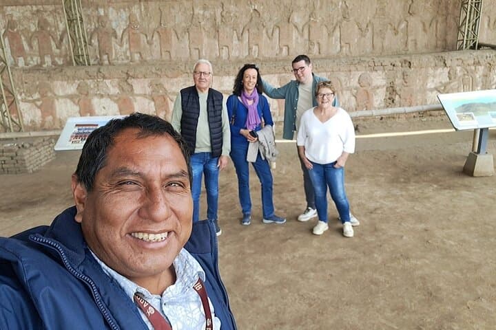 Guided Tour to Huaca de la Luna and Trujillo Historic Center: Moche Temples & Colonial Streets