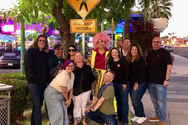 Drag Queen Mobile Theater Sightseeing Tour — Palm Springs 90-Minute Glam & History photo 4