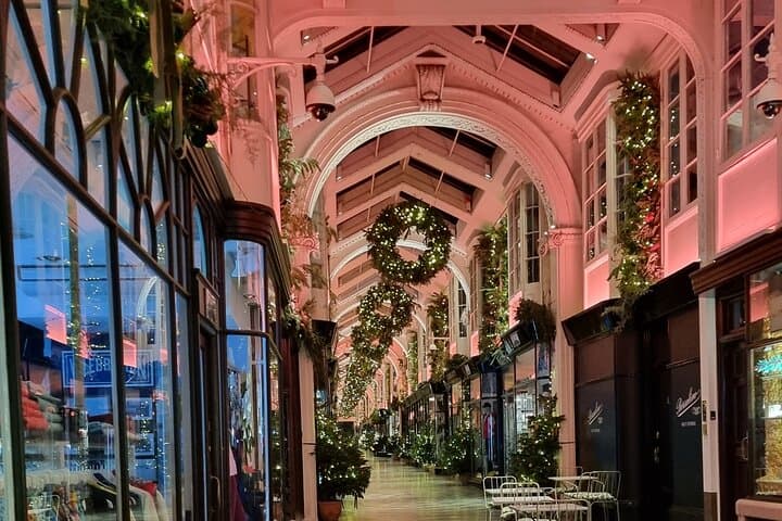 London Christmas Lights Guided Walking Tour — Covent Garden to Oxford Street photo 6